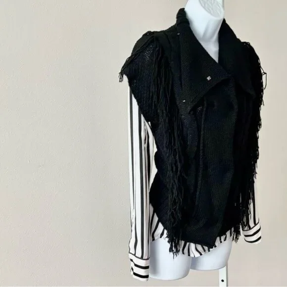 m.o.l  knits Vest Sweater Medium Fringe Open Weave Boho Gothic Festival Indie - Picture 8 of 12